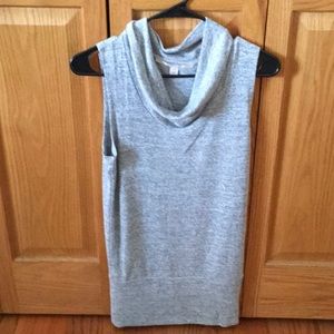 41 Hawthorn sleeveless very soft light grey sweater tunic.